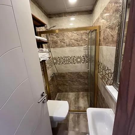 Mutlu Terrace